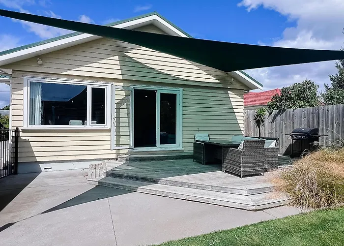 Weston Villa - Spacious & Family Friendly - Bookahome